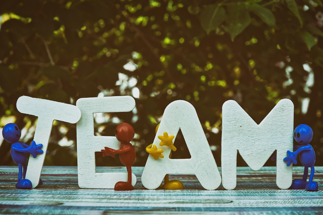 对峙2国际服：如何申请微信辅助账号注册